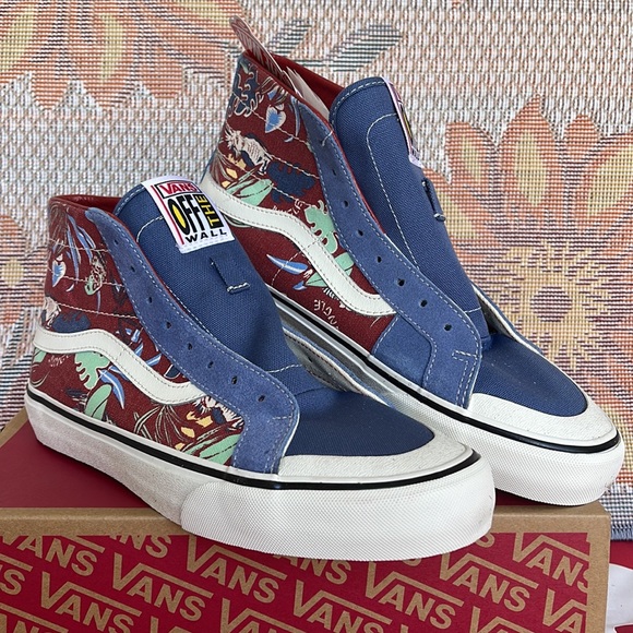 Vans Sk8-Hi 138 Dec
(Hawanjng|)Mnlghtblmshmlw
VNOA4BX2B6R
Men’s sneakers - Picture 6 of 16
